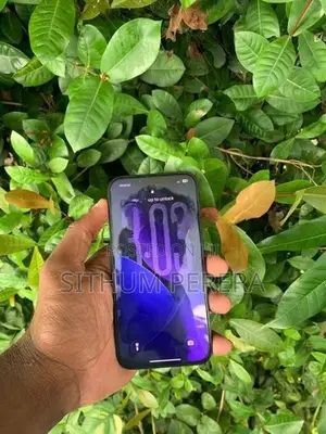 Apple iPhone 14 (Used)