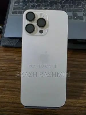 Apple iPhone 16 Pro Max Dester Titanium (Used)