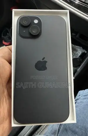 Apple iPhone 15 256GB (Used)