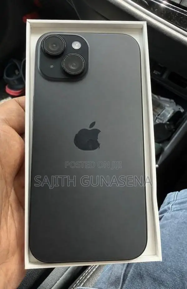 Apple iPhone 15 256GB (Used)