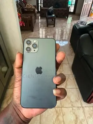 Apple iPhone 11 Pro 256GB (Used)