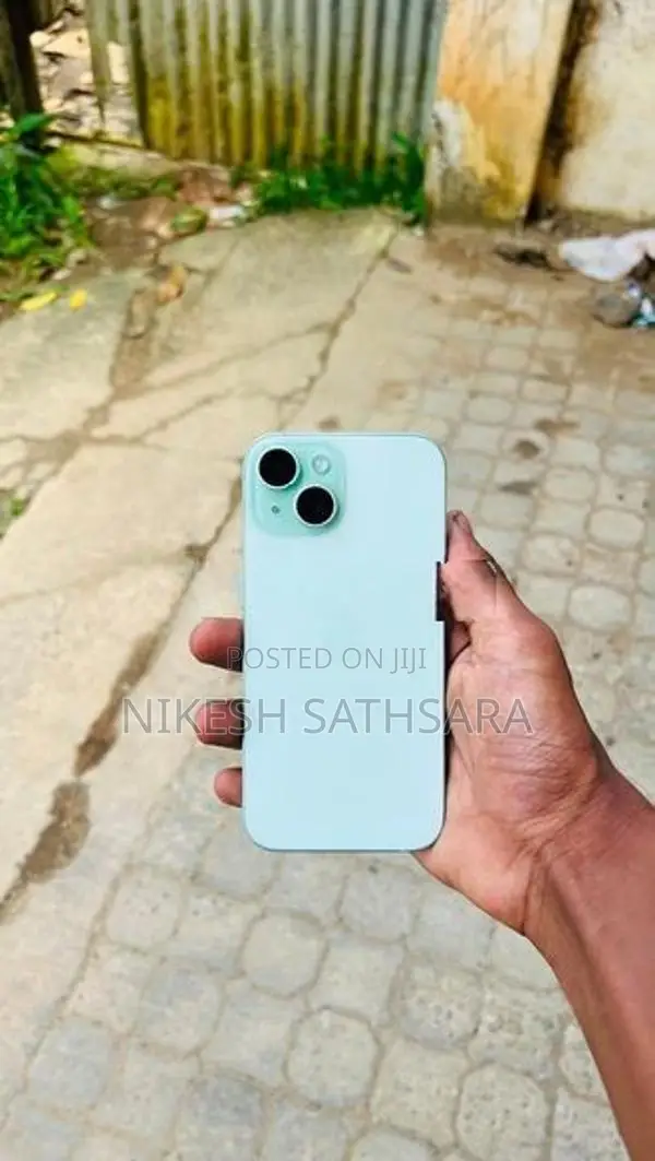 Apple iPhone 15 (Used)