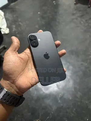 Apple iPhone 16 128GB (Used)