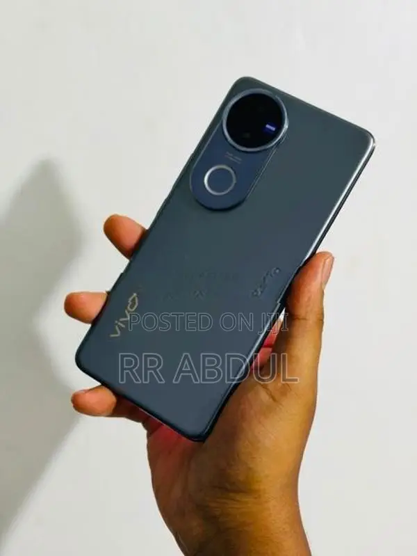 Vivo V50 5g (Used)