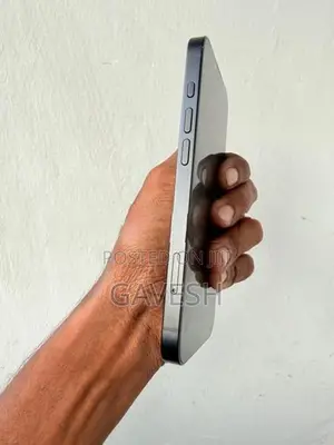 Apple iPhone 16e (Used)
