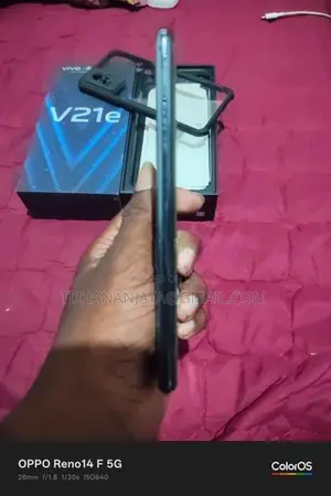 Vivo V21e (Used)