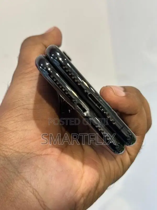 Apple iPhone X (Used)