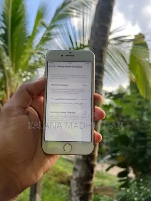 Apple iPhone 8 (Used)