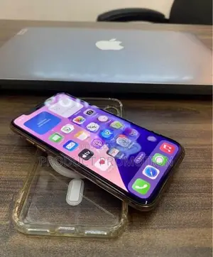 Apple iPhone XS (Used)