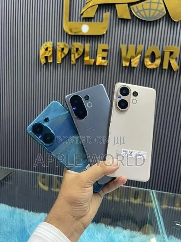 Vivo V60 8GB 256GB (Used)