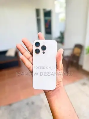 Apple iPhone 16 Pro (Used)
