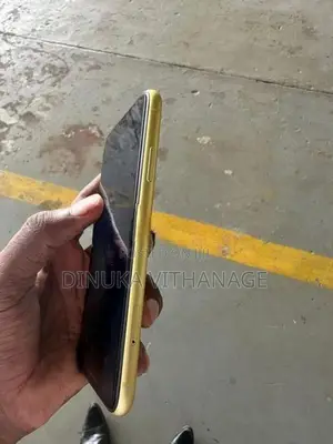 Apple iPhone 11 (Used)