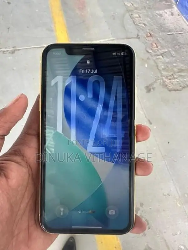 Apple iPhone 11 (Used)