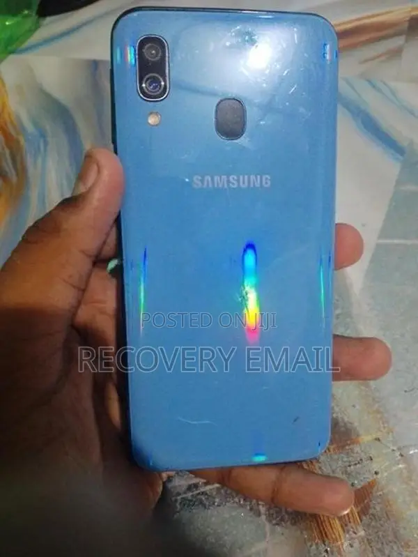 Samsung Galaxy A40 (Used)