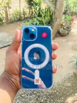 Apple iPhone 13 (Used)