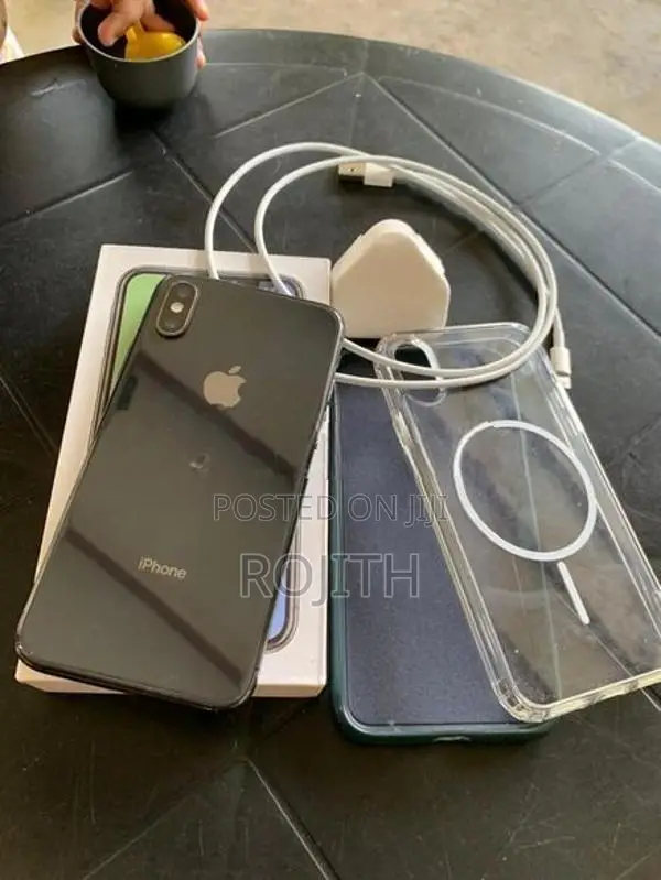 Apple iPhone X 256GB (Used)