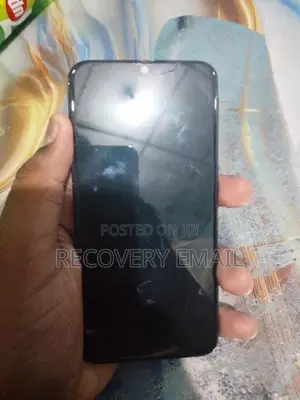 Samsung Galaxy A40 (Used)