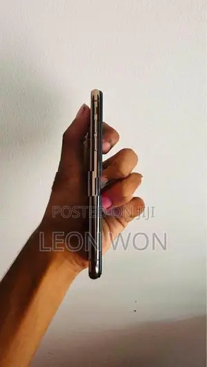 Apple iPhone X (Used)
