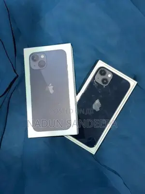 Apple iPhone 13 (Used)