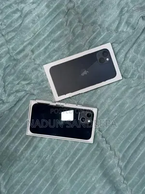 Apple iPhone 13 (Used)