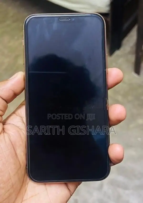 Apple iPhone 11 Pro (Used)