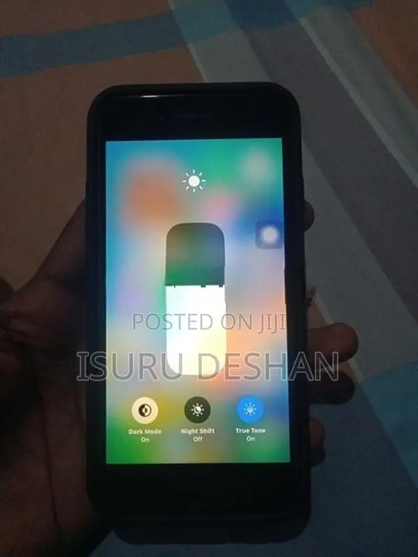 Apple iPhone 8 (Used)