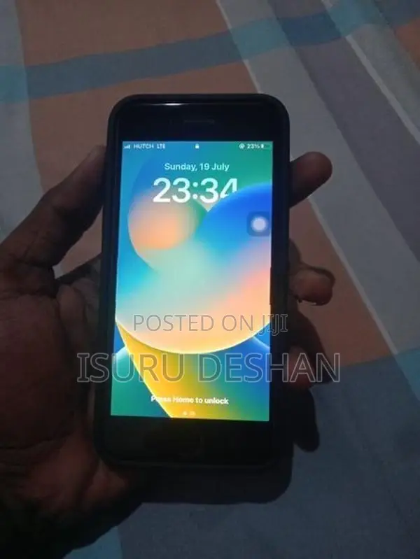 Apple iPhone 8 (Used)
