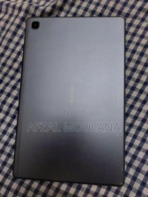 Samsung Galaxy A7 (Used)