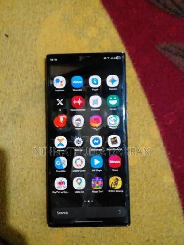 Samsung Galaxy S22 Ultra Good condition all (Used)