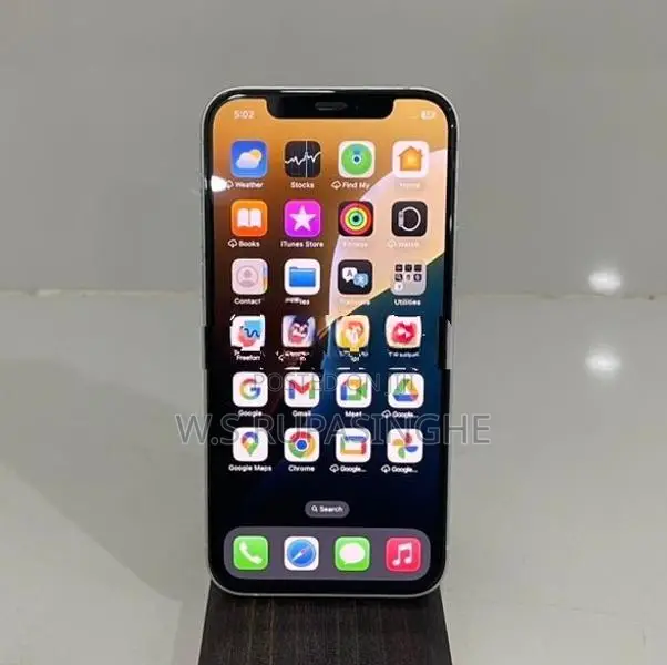 Apple iPhone 12 (Used)