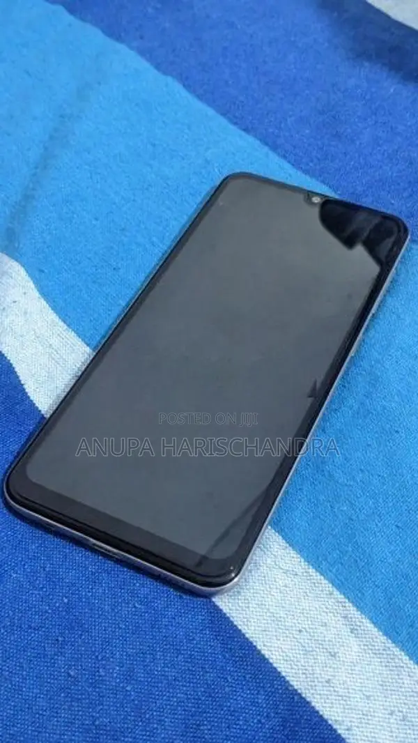 Samsung Galaxy A30 (Used)