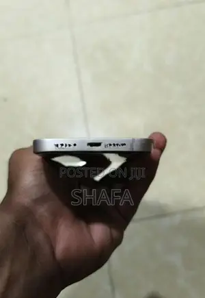 Apple iPhone 13 256GB (Used)