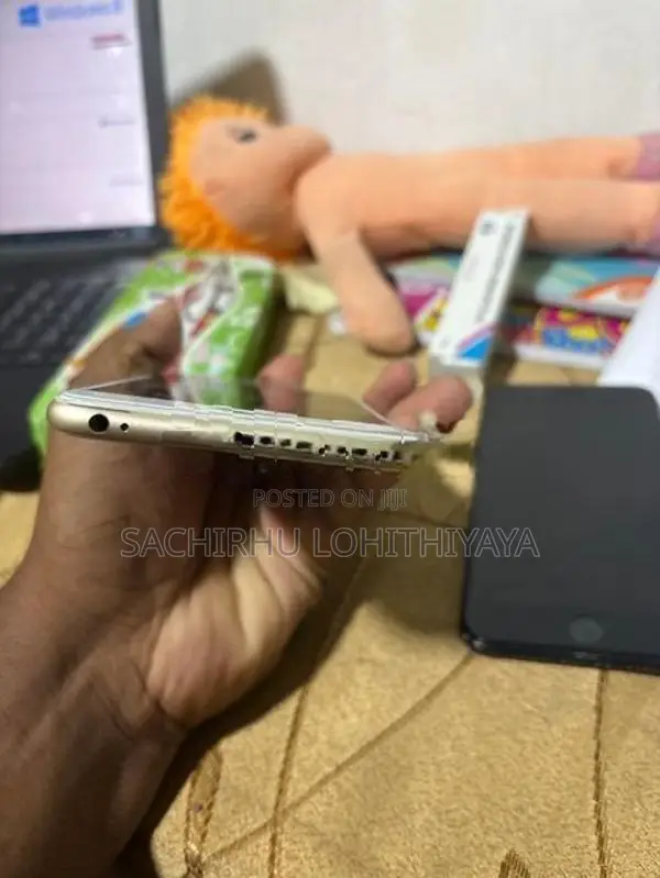 Apple iPhone 6S Plus (Used)