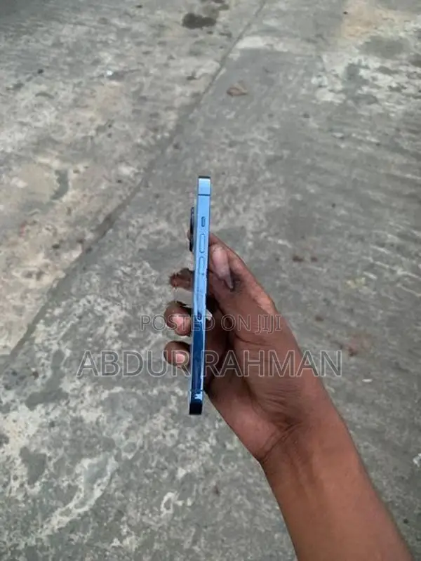 Apple iPhone 13 Pro (Used)