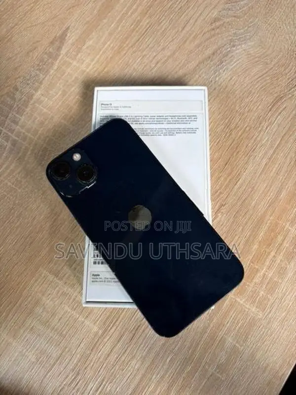 Apple iPhone 13 (Used)