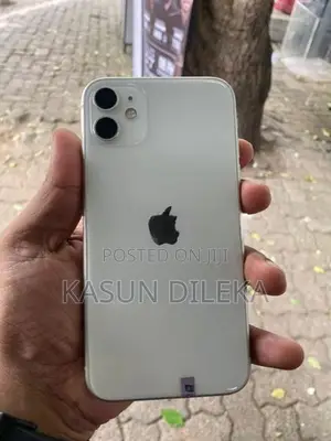 Apple iPhone 11 128GB (Used)