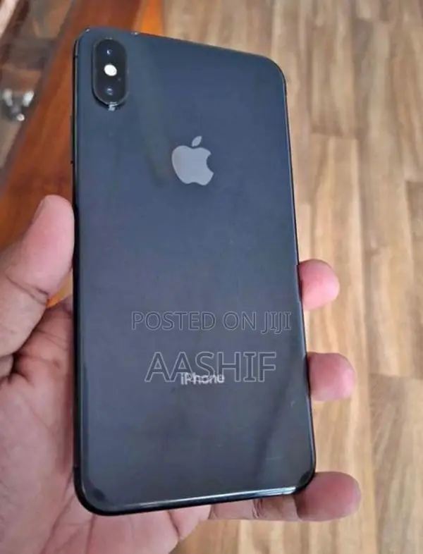 Apple iPhone XS Max (Used)