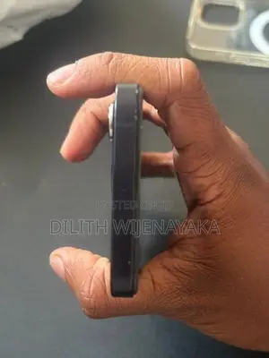 Apple iPhone 12 (Used)