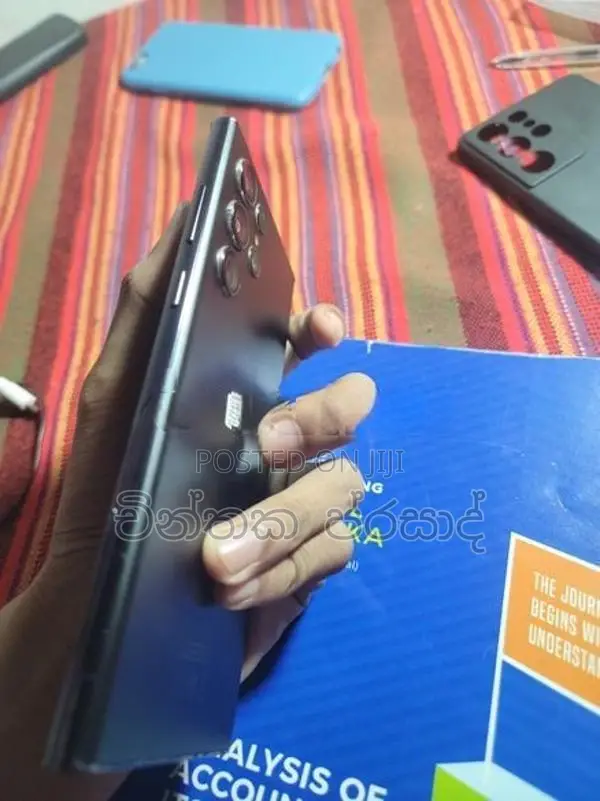 Samsung Galaxy S22 Ultra (Used)