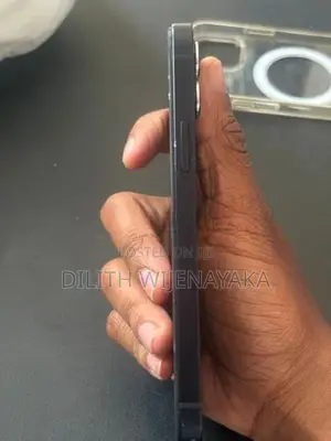 Apple iPhone 12 (Used)