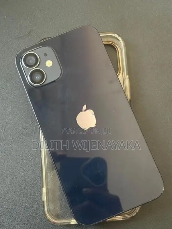 Apple iPhone 12 (Used)