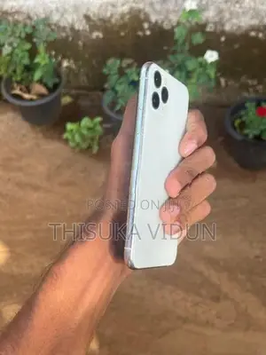 Apple iPhone 11 Pro 256GB (Used)
