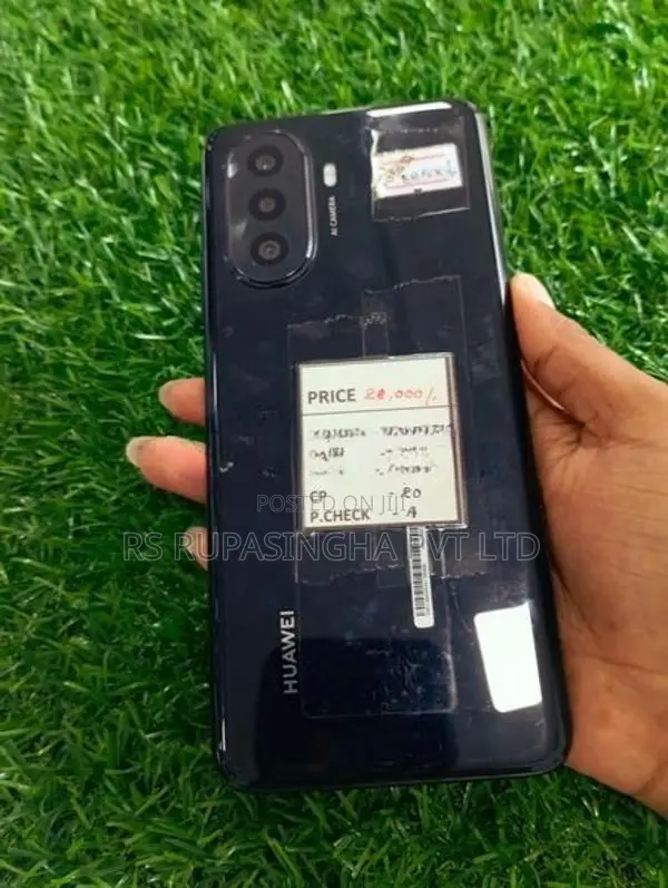 Huawei Nova Y70 4GB, 128GB (Used)