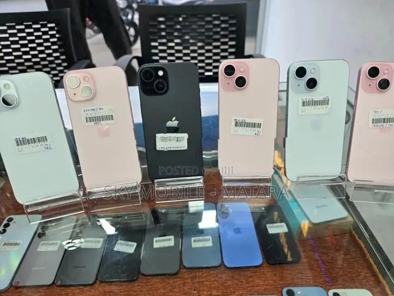 Apple iPhone 15 128GB (Used)