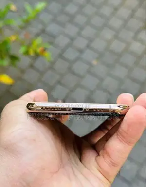 Apple iPhone XS 256gb (Used)
