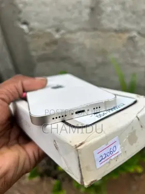 Apple iPhone 14 256GB (Used)