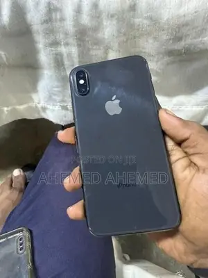 Apple iPhone X chees (Used)