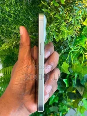 Apple iPhone 15 Pro (Used)