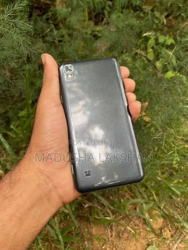 LG X skin 4G (Used)
