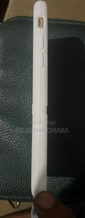 Apple iPhone 6S (Used)